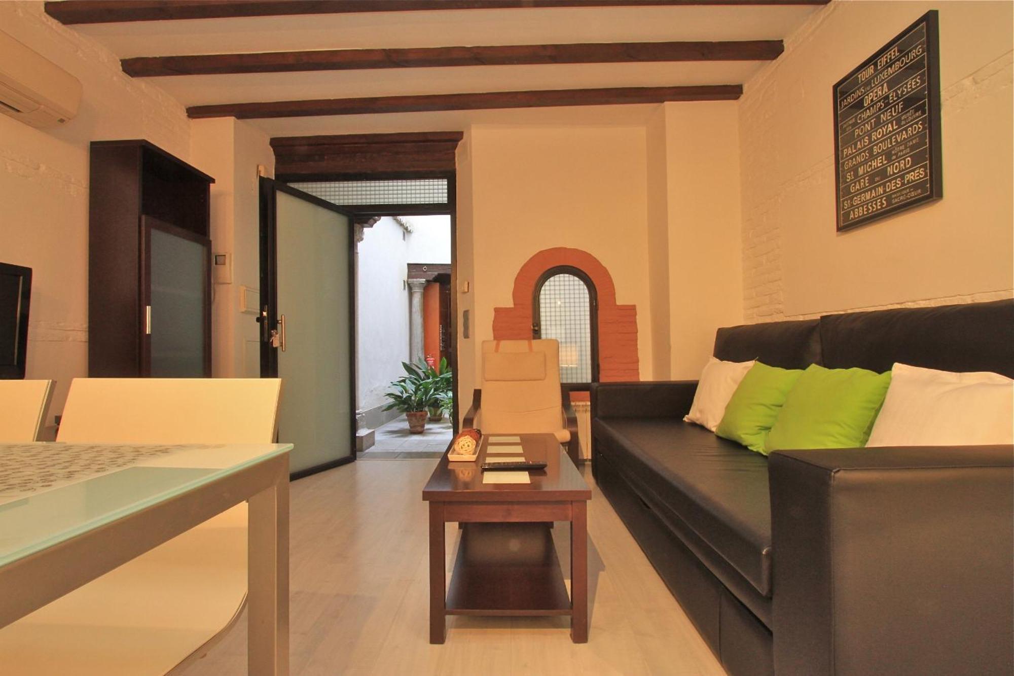 Apartamentos Inside Alhacaba Granada Rom bilde