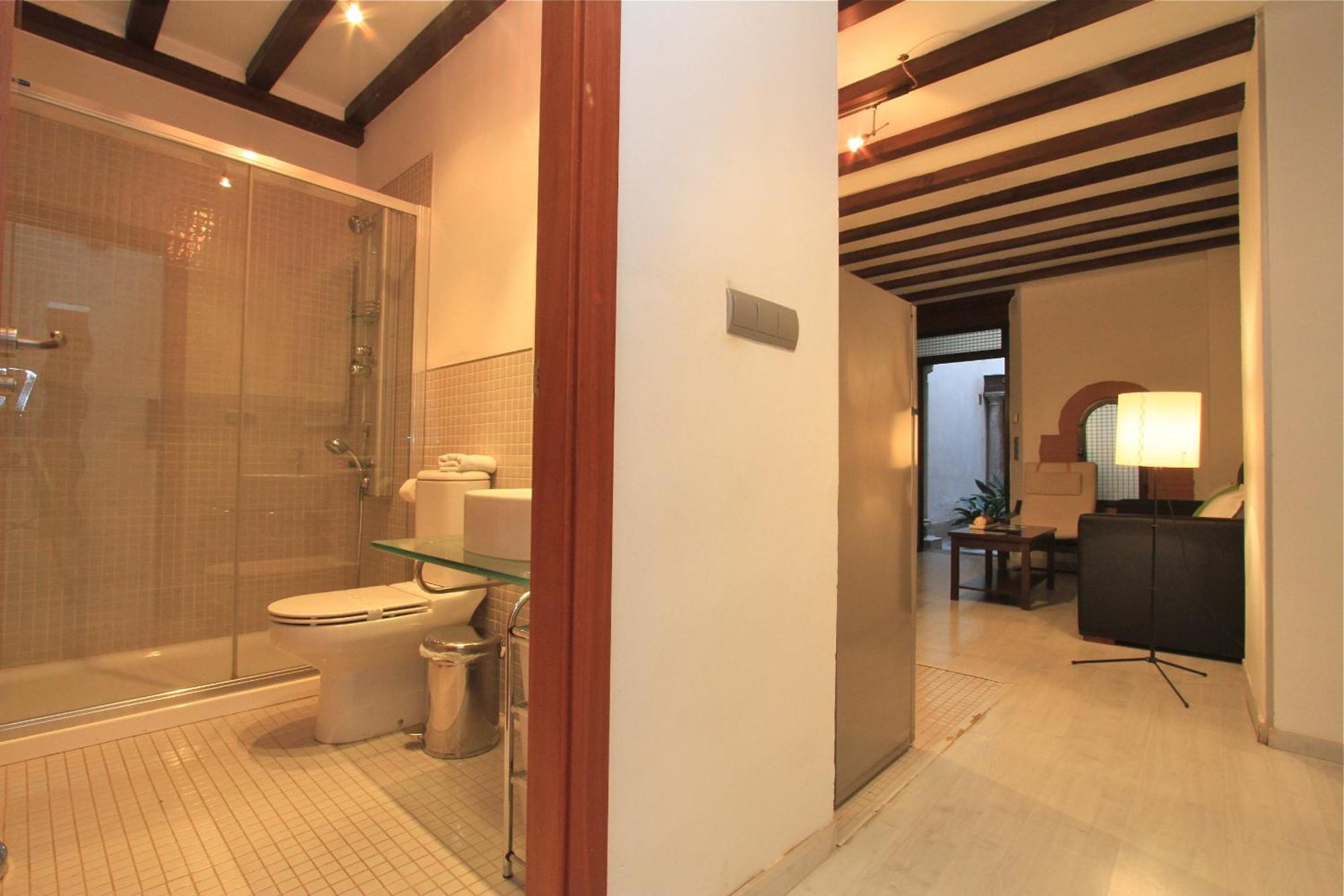 Apartamentos Inside Alhacaba Granada Rom bilde